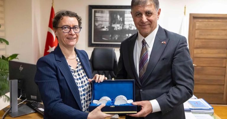 İzmir ve Fransa Şehirleri Arasında Köprüler Güçleniyor: Kültür ve Sağlık Zirvesinde Yeni İşbirlikleri