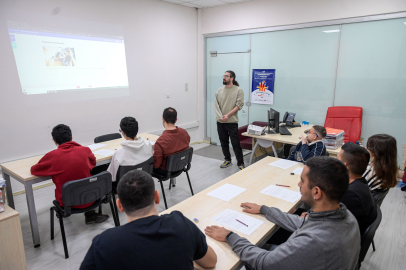 İzmir’de Engelliler İçin İş Hayatına Üçüncü Grup Desteği: İŞ-İN Programı ile Umuda Yolculuk