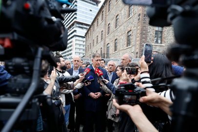 İzmir’de Kamu Mülkiyetine Yönelen Baskılar: Polis Eşliğinde Tespitler ve Hukuk Zeminindeki Mücadele