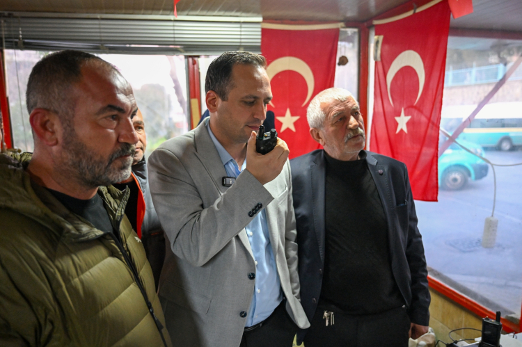 İzmir’de Mini-Bus Şöleni: Eşki’yle Esnaf Route’a Yeni Umutlar Çiziliyor