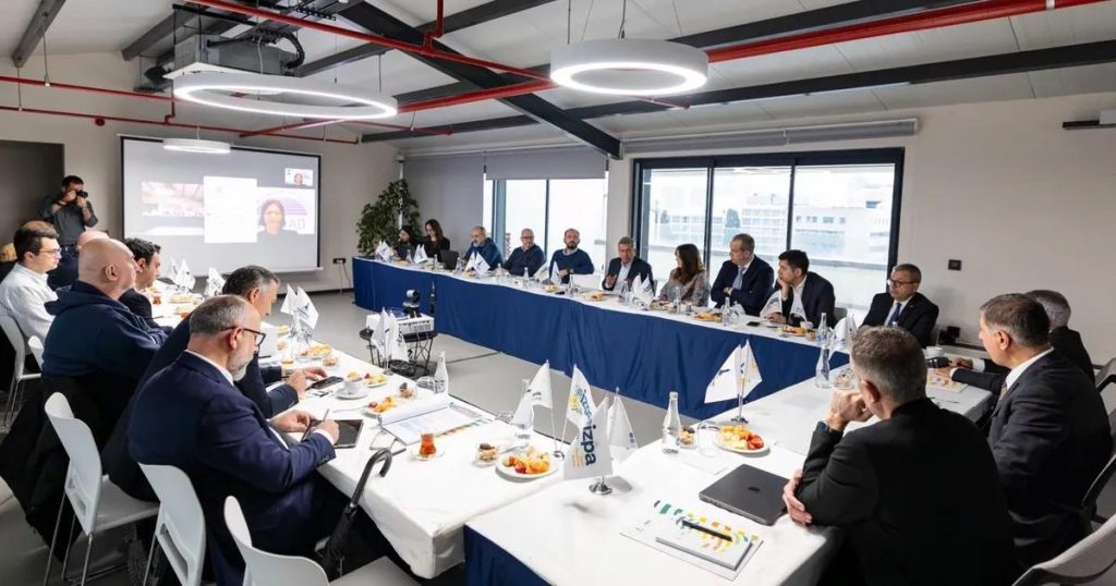 İzmir’de Yapay Zeka Devrimi için İlk Adım: Konsey Kentin Dönüşümünü Şekillendirecek