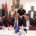 İzmir’de Yeni Toplu İş Sözleşmesiyle Çalışanlara Büyük Adımlar: Ücret ve Haklarda İyileştirme