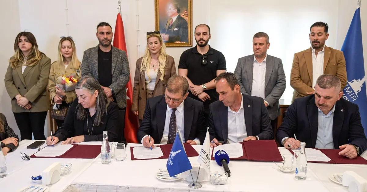 İzmir’de Yeni Toplu İş Sözleşmesiyle Çalışanlara Büyük Adımlar: Ücret ve Haklarda İyileştirme