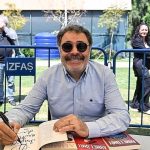 İzmir’in Edebiyat Daveti: Sokaklardan Kültür Parkı’na Uzanan Kitaplarla Yolculuk