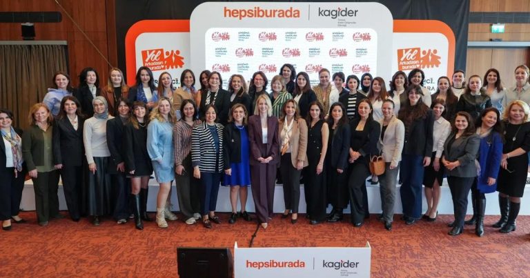 Kadın Girişimciler İçin Yeni Nesil Mentorluk Yolculuğu: Yol Arkadaşın Burada ile Başarının Kapılarını Aralayan 6 Ay