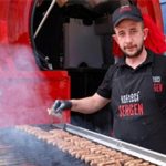 Kentin Ruhunu Pişiren Işıklar: MasterChef Şeflerinin Rotası İzmir’in Lezzet Işıltısı