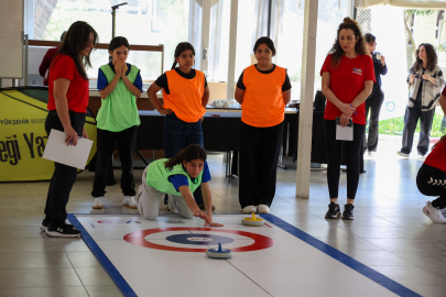 Kırsaldan Zirveye: Kız Çocukları İçin Floor Curling ile Spora Doğru Cesur Adımlar