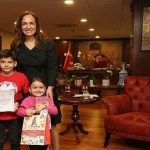 Kütüphane Işığında Yükselen Nesiller: Kitaplar, Ufuklar ve Höyük Sırlarını Aydınlatan Şehrin Öyküsü