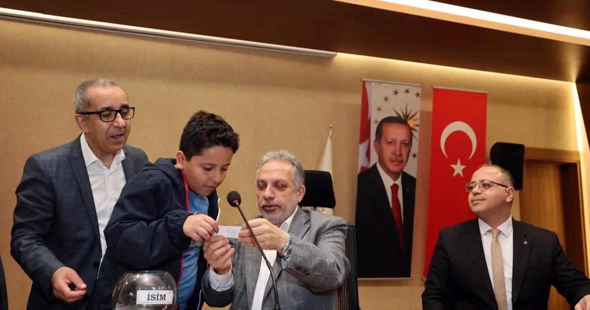 Mezarlıksız Yükseliş: Talas’ta Menekşe Siteleri’nde Hayata Dokunan Uzlaşma ve Yeni Başlangıçlar