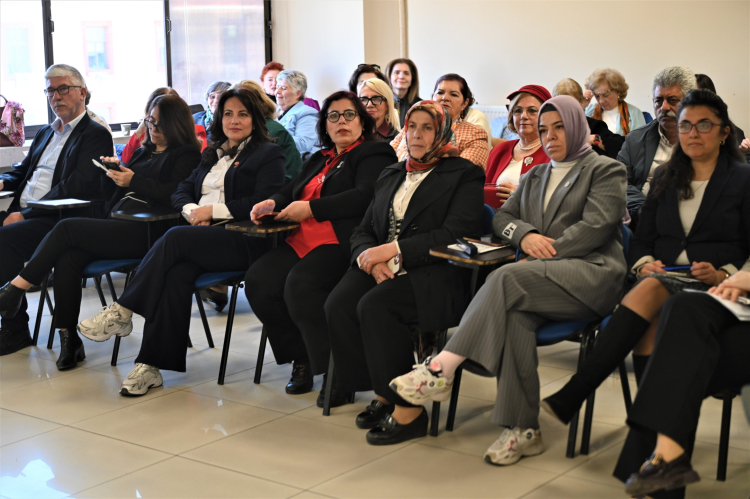 Muhtarlar ve STK’lar El Ele: Bornova’da Bölge İçin Yeni Adımlar Atıldı