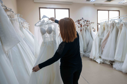 Mutluluğa Atılan Adım: Gelinlikler Bağışla Ücretsiz Sahiplerini Buluyor