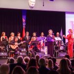 Otizm İçin Kırmızı Dalgalar: İzmir’de Farkındalık Konseri Büyüledi