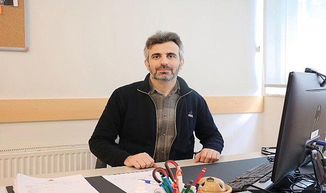 Plaza Dili ve Dijital Hareketler: Türkçe’nin Yeni Nesil Mücadelesi ve Düşünsel Güçlenme