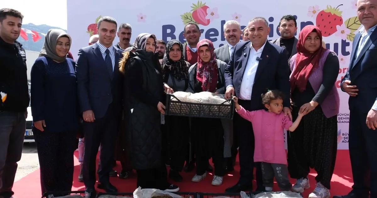 Pozantı’da 4 Milyon Çilek Fidesi Desteğiyle Çiftçiye Moral ve Hızla İşleyen Projeler