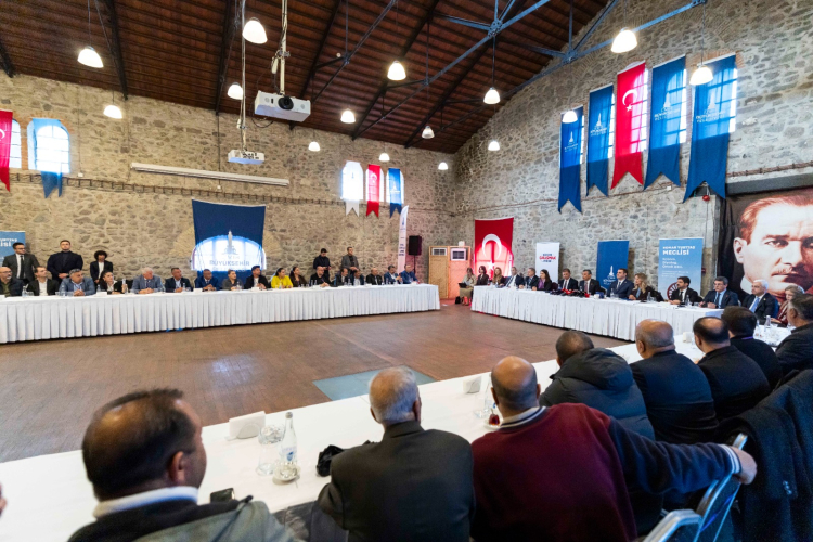 Roman Yurttaş Meclisiyle Şehrin Nabzı: İzmir'de Katılım, Diyalog ve Umut İnşa Ediliyor