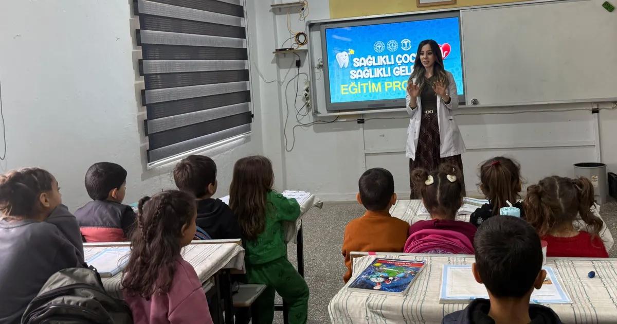 Sağlıklı Başlangıçlar İçin El Ele: Okulda Kişisel Hijyen ve Sağlıklı Yaşam Küçük Yüzler İçin Büyüleyici Bir Eğitim