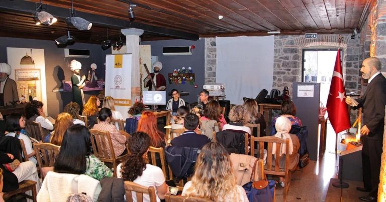 Sözden Senteze: İzmir’in Edebiyat, Felsefe ve Müzik Zenginliğiyle Şehir Kültürü Yeniden Canlanıyor