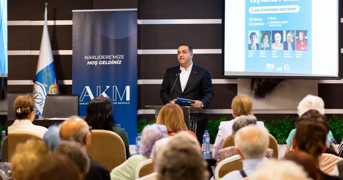 Yaşlıların Güçlü Katılımı İçin Yeni Adım: Narlıdere’de 3. Yaş Üniversitesi Protokolü İmzalandı ve Panel Gerçekleşti