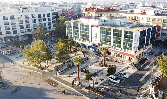 Yenilenen Tütüncüoğlu Parkı Şehir Hayatına Yeniden Enerji Katıyor: Oyun Alanları Gelişti, Bakım Çalışmaları Sürüyor