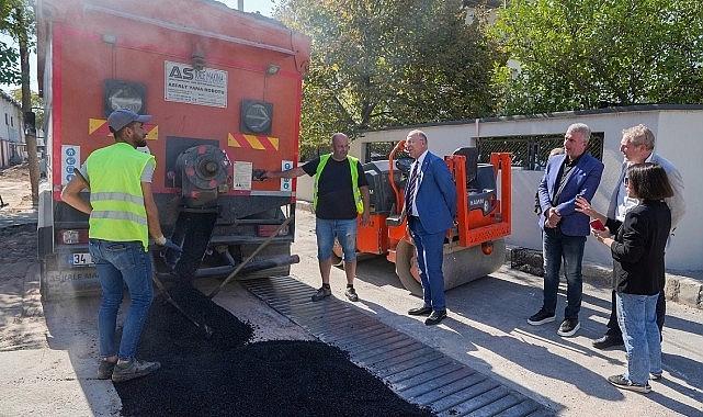 Yollarımız Yeniden Aydınlanıyor: Gaziemir’de 32 Bin 191 Metrekarelik Kilit Taşı ve Asfaltla Şehir Yenileniyor