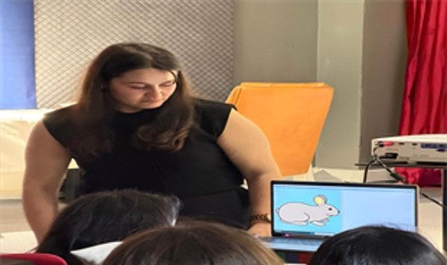 ADİS ile İzmir’in Sesini Her Yere Taşıyan Dönüşüm: Konuşma ve Dil Gelişimi İçin Yerel Hizmetlerde Devrim