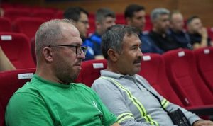 Aliağa’da Trafik Güvenliği ve Kadına Yönelik Şiddetle Mücadele Semineri: Belediyenin Gönüllü Personeli İçin Canlı ve Uyumlu Bilgilendirme