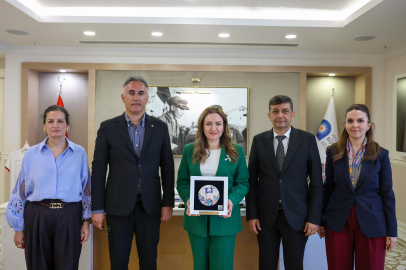 Antalya’da 32. Çevre Ödülü: Mavi Bayrakta Ulusal Başarı ve Süregelen Çevre Farkındalığı