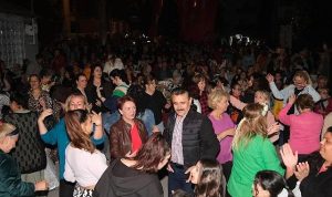 Baharın Uyanışı: Hıdırellez’de Dikili’nin Kalbinde Akan Umutlar ve Birlik