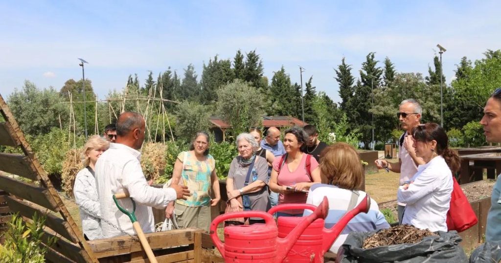 Bahçe Kompostu Devrimi: Evde Dönüştürülen Organik Atıklar Toprağı Canlandırıyor