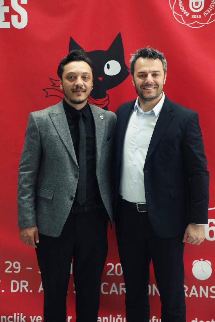 Bandırma Onyedi Eylül’de Reklamcılık Zirvesi: Gençler, Saha Deneyimi ve Başarılı Kariyer Köprüsü