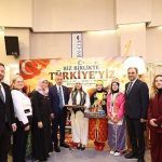 Birlikte Dokunan Kalpler: KO-MEK’in Başiskele’deki Işıltılı Sergisi ve Aile Modeli