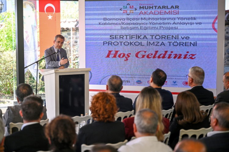 Bornova Muhtarlar Akademisi: Kriz Yönetiminden Dijital Dönüşüme Uzanan Başarı Öyküsü