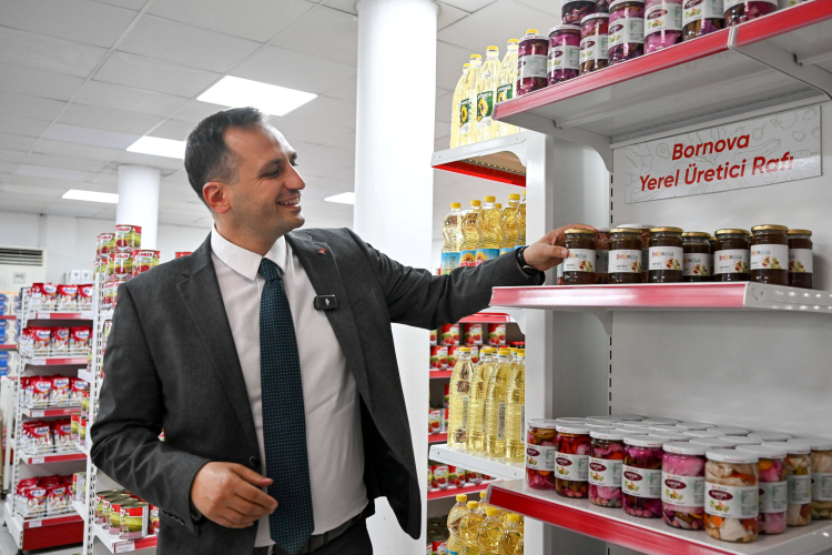 Bornova’da Dayanışma Gelir mi? Kent Market 100 Krediyle Destekleri Devam Ettiriyor
