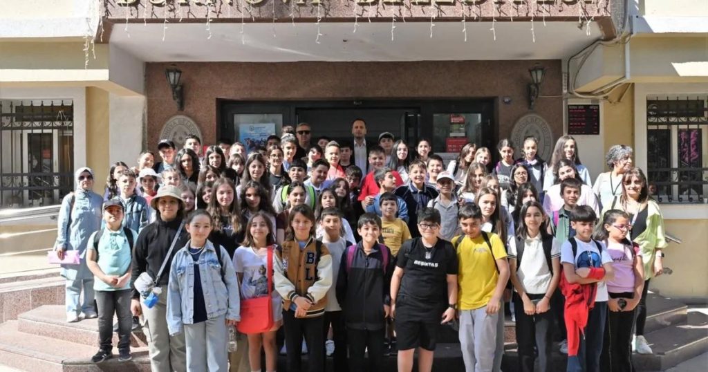 Bornova’da Genç Zihinler: Dijital Şehir ve Yerel Yönetimin Işığında Öğrenme Yolculuğu