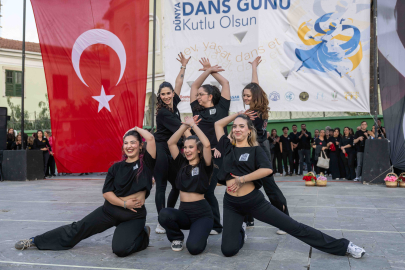 Bornova’da Hıdırellez Gecesi: Dansın Renkli Dalgalarıyla Şenlenen Meydanlar