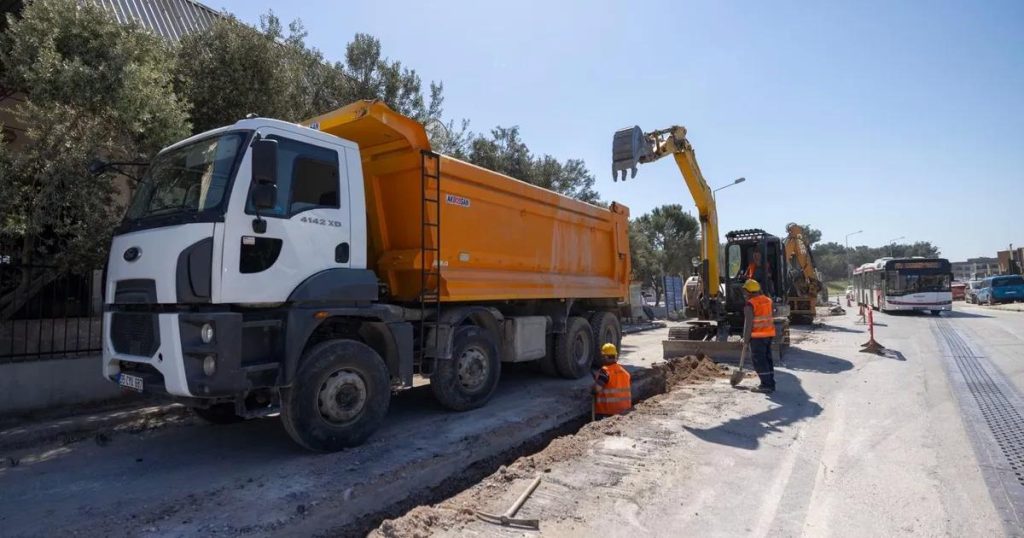 Gaziemir Sarnıç’ta Su Hattı Yenilenmesiyle Altyapı Devrimi: 75 Kilometrelik Isale ve Şebeke Yenileniyor