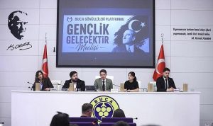 Gençliğin Sesi Yücelen Meclis: Buca’da Geleceğin Demokrasi Zincirini Gençler Kuruyor