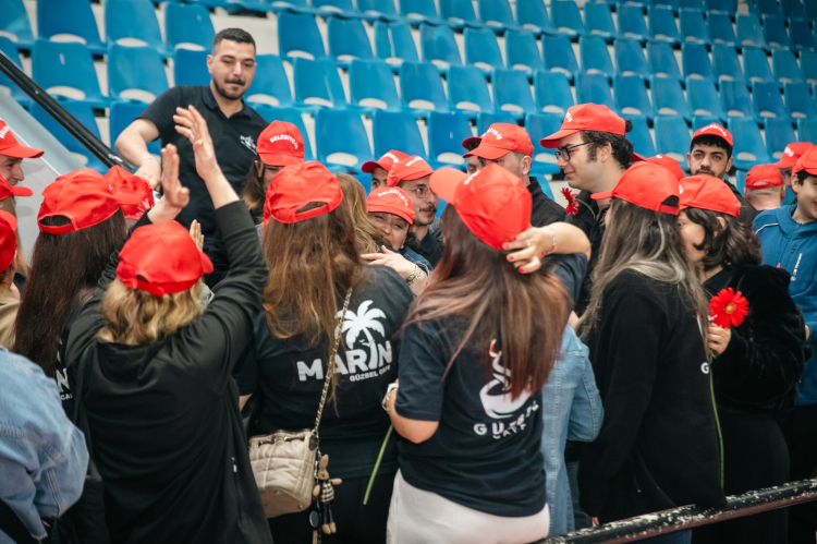 Gücünü Kahvaltıdan Alan Aile: Güzelbahçe’de 8’den 127’ye Uzanan İstihdam Serüveni ve 1 Mayıs Coşkusu