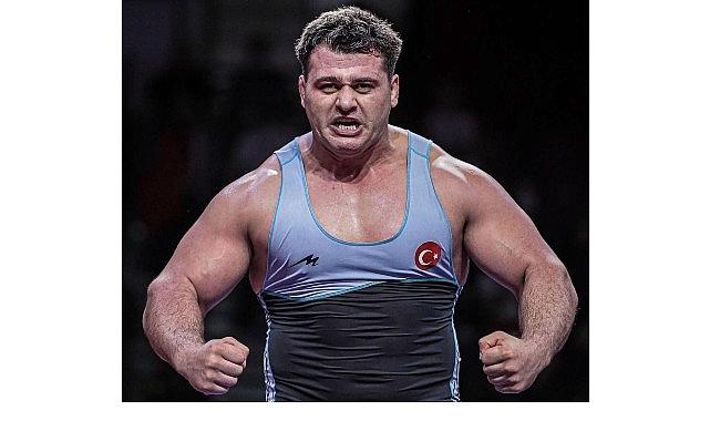 Gururumuzla Buluşan Çilek Festivali: Taha Akgül ve Rıza Kayaalp Menemen’de Sahne Alıyor