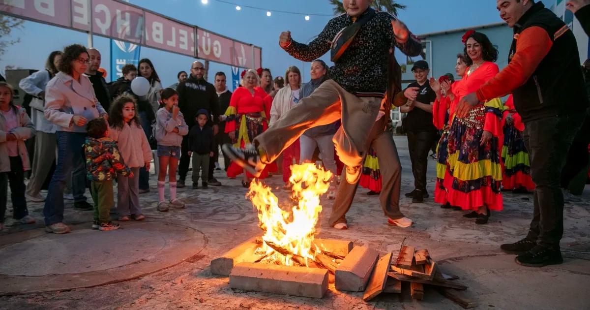 Hıdırellez coşkusu Güzelbahçe’de roman ve Trakya oyunlarıyla renklendi