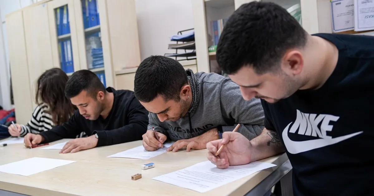 İş Dünyasında Nöroçeşitlilik Zirvesi: Engellerin Aşılması İçin Kapsayıcı Bir Adım