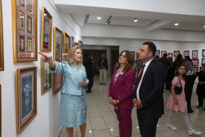Işığa Dokunan Fırçalar: Şehrin Nabzında Atölyelerin Canlanışı
