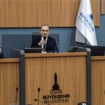 İzmir Büyüleyici Kriz: Meclis Toplantısı Yüzeyselliğe Sığmayan Bir Erteleme ve Geri Çekilmeler Zinciri