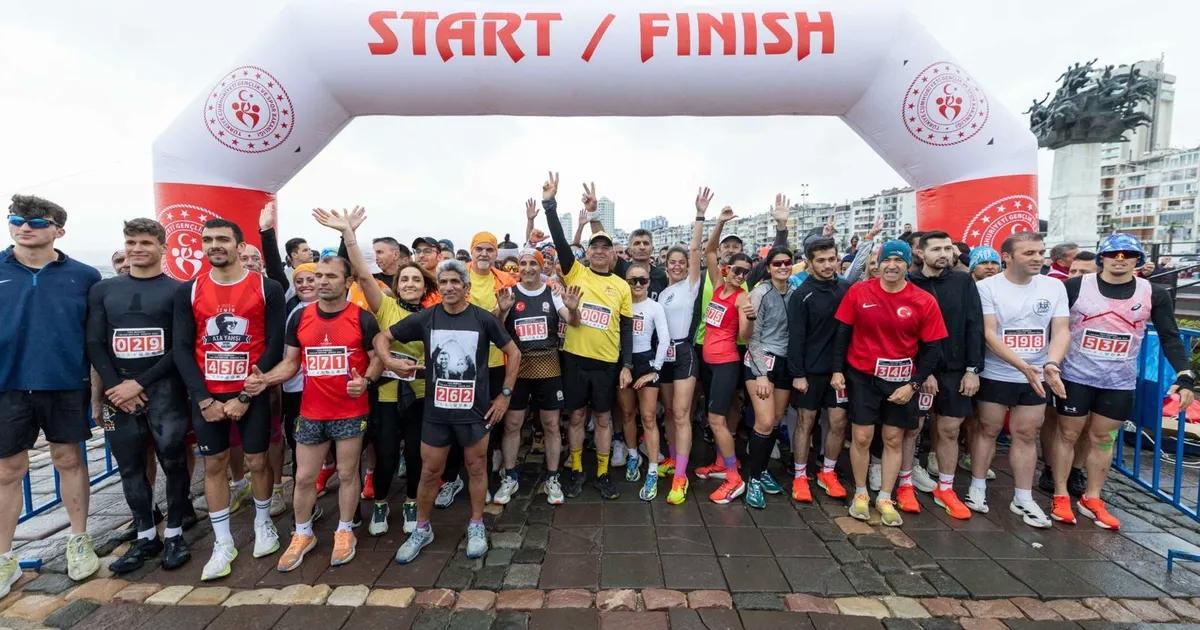 İzmir’de Balkan Dostluğu İçin 10 Kilometreye Koştuk: Birlik ve Dayanışmanın Zaferi