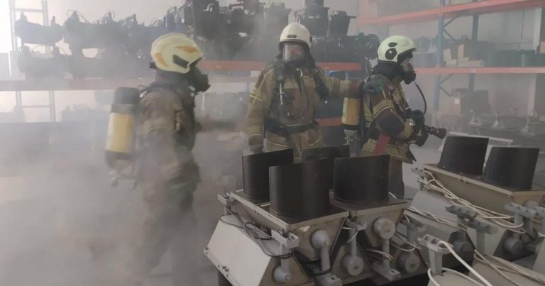 İzmir’de Deprem ve Yangın Taşımacılığında Mükemmel Uyum: Geniş Katılımlı Tahliye Tatbikatı Başarıyla Gerçekleşti
