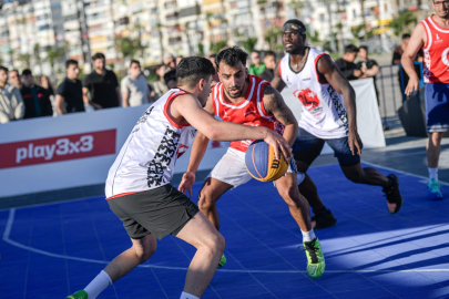 İzmir’de Gençler İçin Basketbolda Bir Tutku: 3X3 Küçük Devler Turnuvası Şampiyonu Belirlendi
