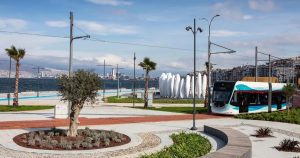 İzmir’de Park ve Sosyal Donatılar Bayrama Hazır: Büyükşehir’in Yoğun Bakım ve Yenileme Çalışmaları