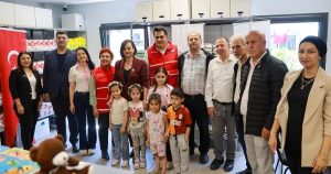 İzmir’de Sosyal Marketin İkinci Şubesi Açıldı: Dayanışma ve Destek Ağı Genişliyor