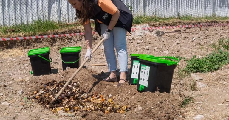 İzmir’in Atık Devrimi: Evde Başla Projesiyle Bokashi ile Toprağa Umut Katan Dönüşüm Hikayesi