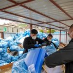 İzmir’in Sıfır Atık Devrimi: Kapıdan Kapıya Geri Dönüşümle Gelen Dönüşüm Evde Başla Hareketiyle Tanışın